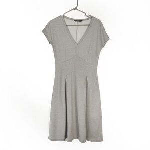 Weekend Max Mara V Neck Check Grey Short Sleeve Dress